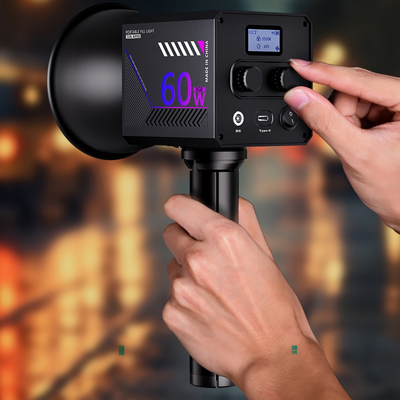 Luce Video RGB 60W Portatile L - Photography Kit Pro recensione e prezzo